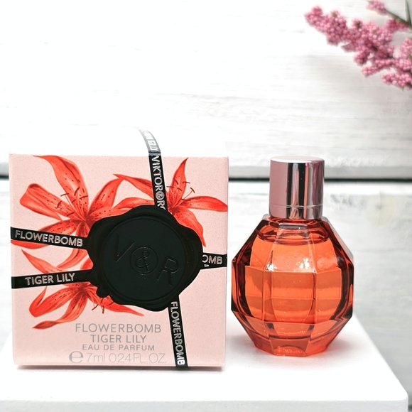 Viktor & Rolf Flowerbomb Tiger Lily Eau de Parfum - Picture 1 of 5
